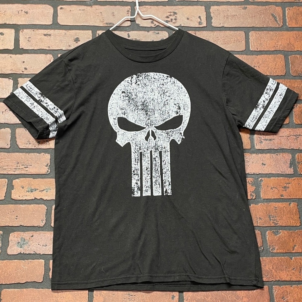 Marvel Punisher Black Faded‎ Skull Graphic T-Shirt Women's Medium Comic Tee